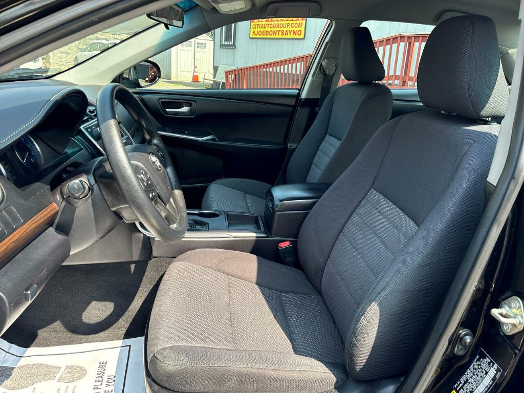 2016 Toyota Camry Image 7
