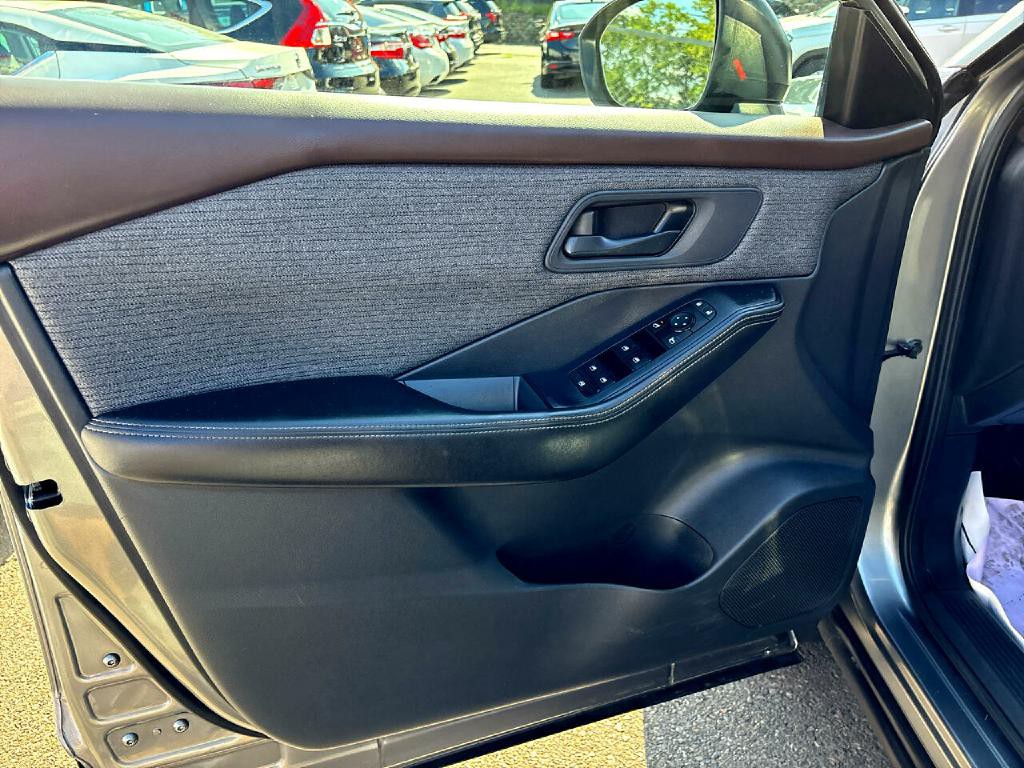 2021 Nissan Rogue Image 8