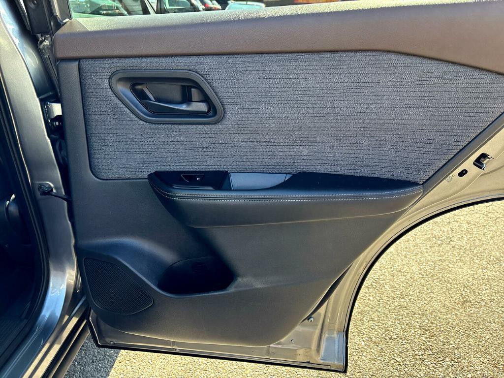 2021 Nissan Rogue Image 21