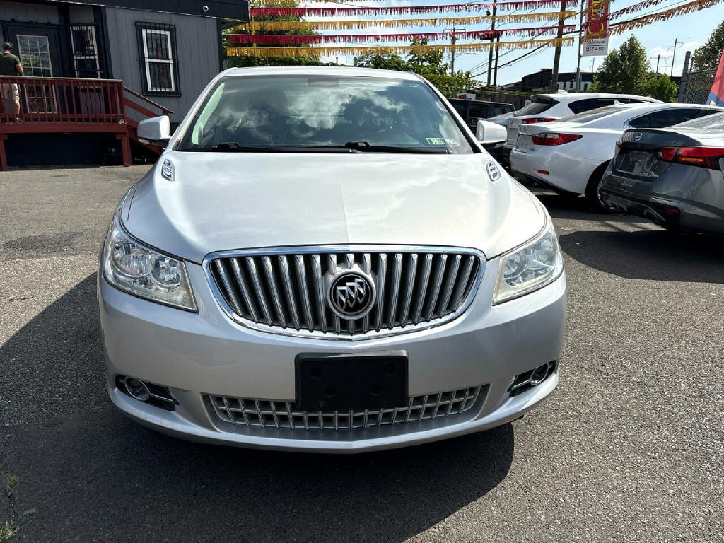 2012 Buick Lacrosse Image 2