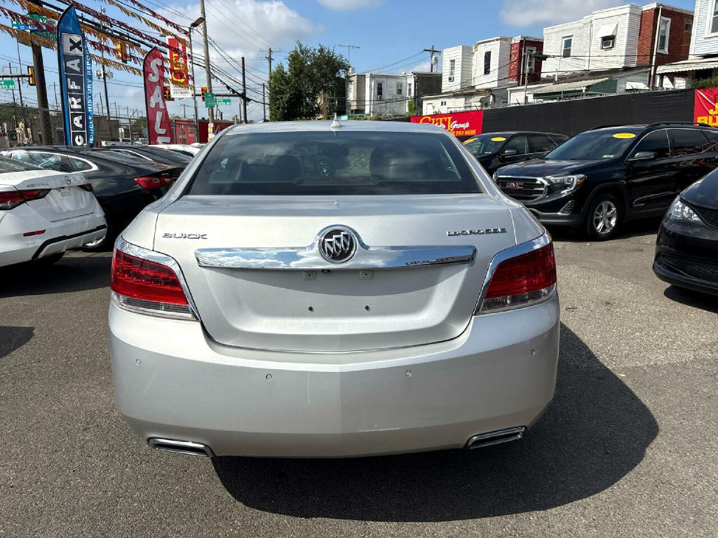 2012 Buick Lacrosse Image 4