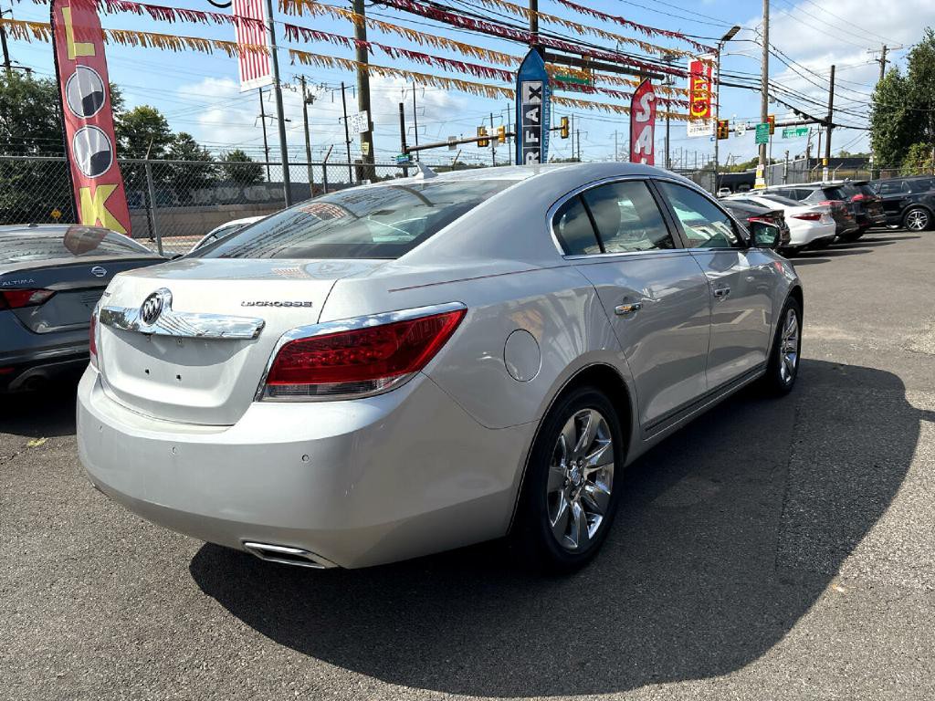 2012 Buick Lacrosse Image 5