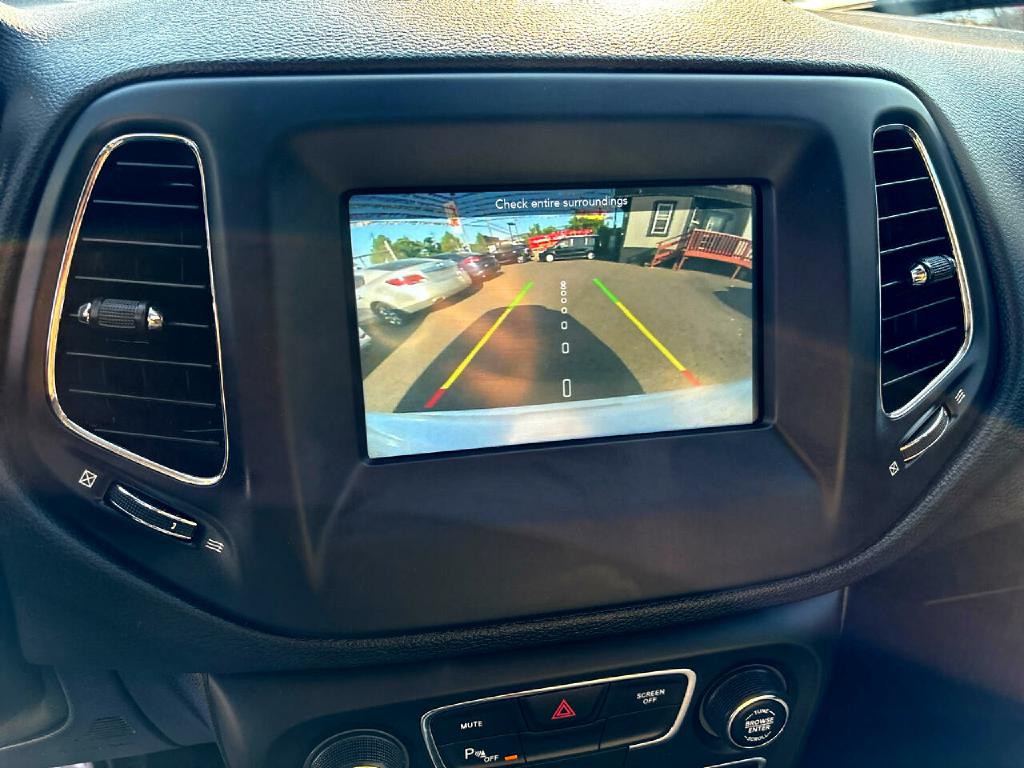 2019 Jeep Compass Image 12