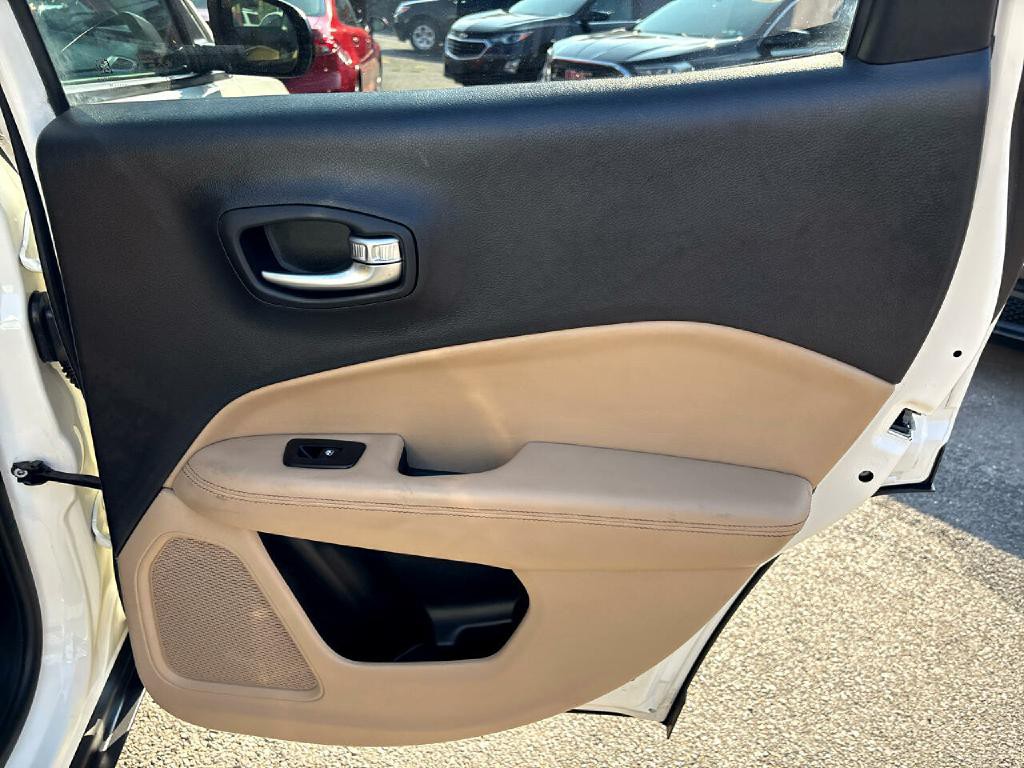 2019 Jeep Compass Image 17