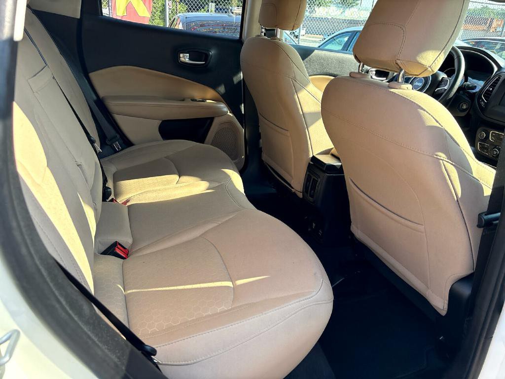 2019 Jeep Compass Image 18