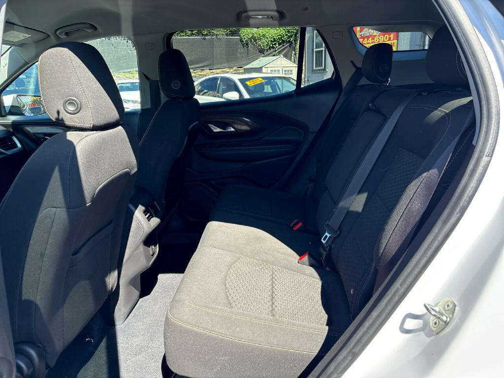 2020 GMC Terrain Image 13