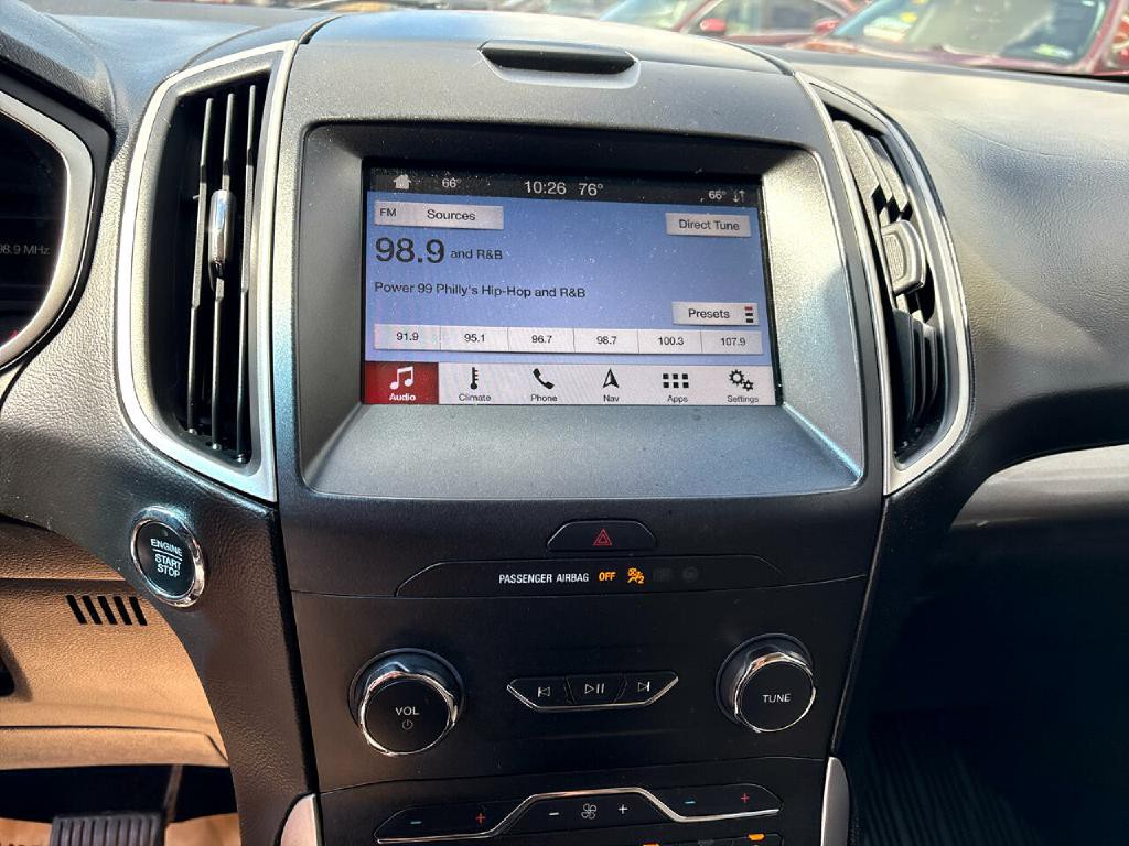 2019 Ford Edge Image 11