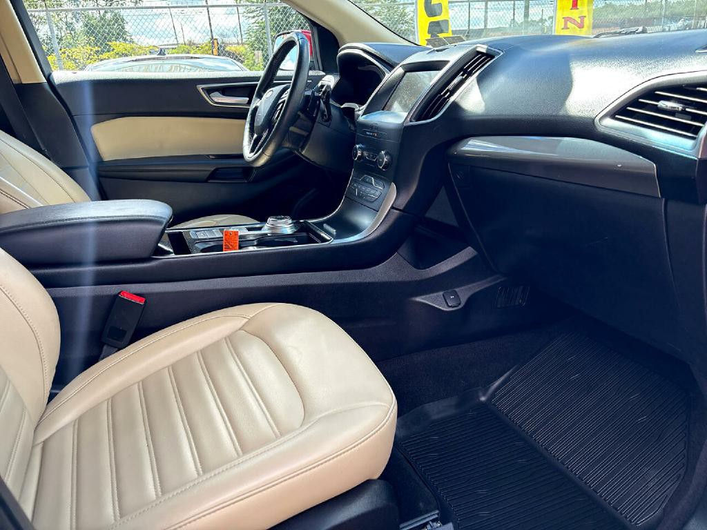 2019 Ford Edge Image 21