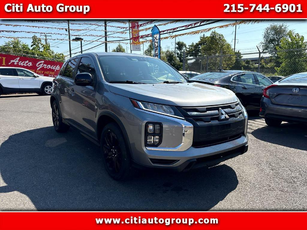 2021 Mitsubishi Outlander Image 1