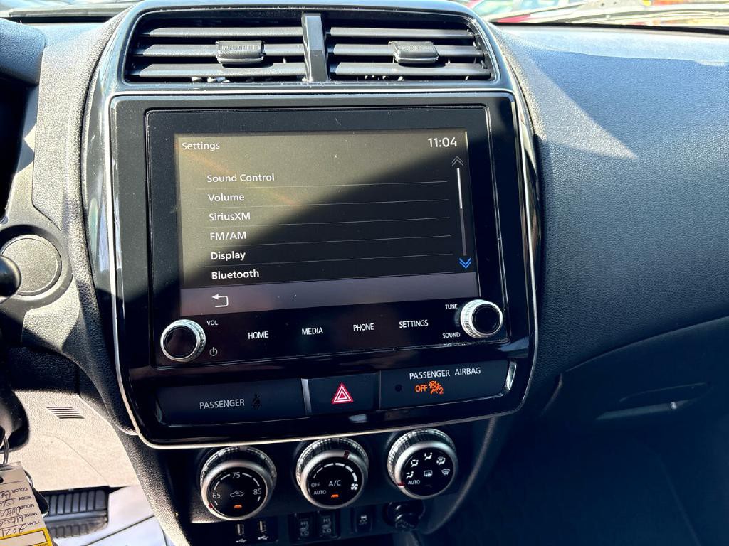 2021 Mitsubishi Outlander Image 10