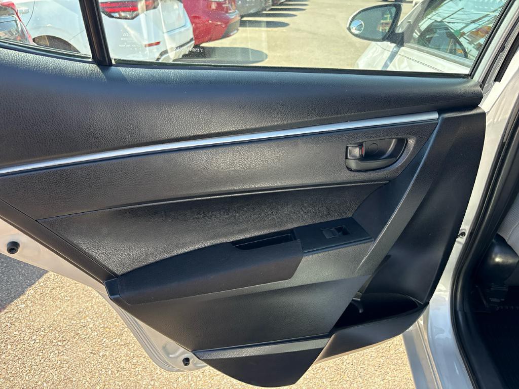 2014 Toyota Corolla Image 13
