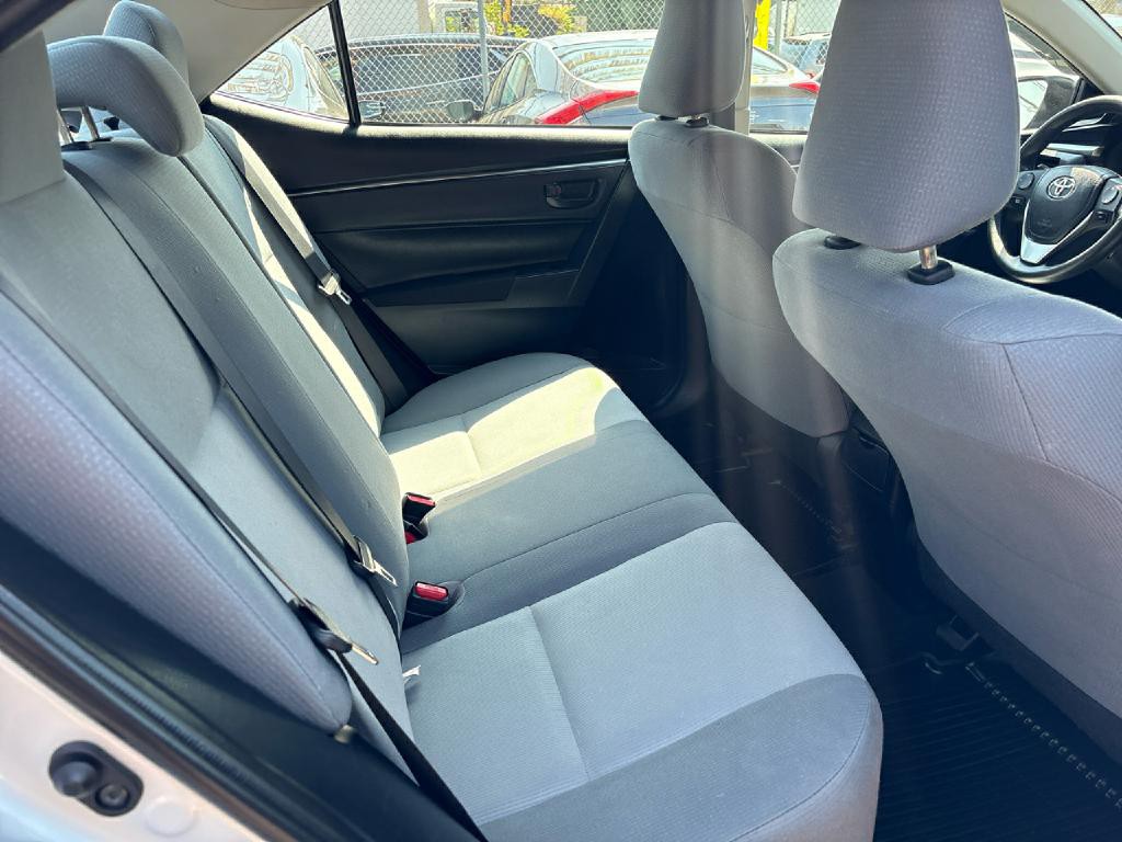 2014 Toyota Corolla Image 16