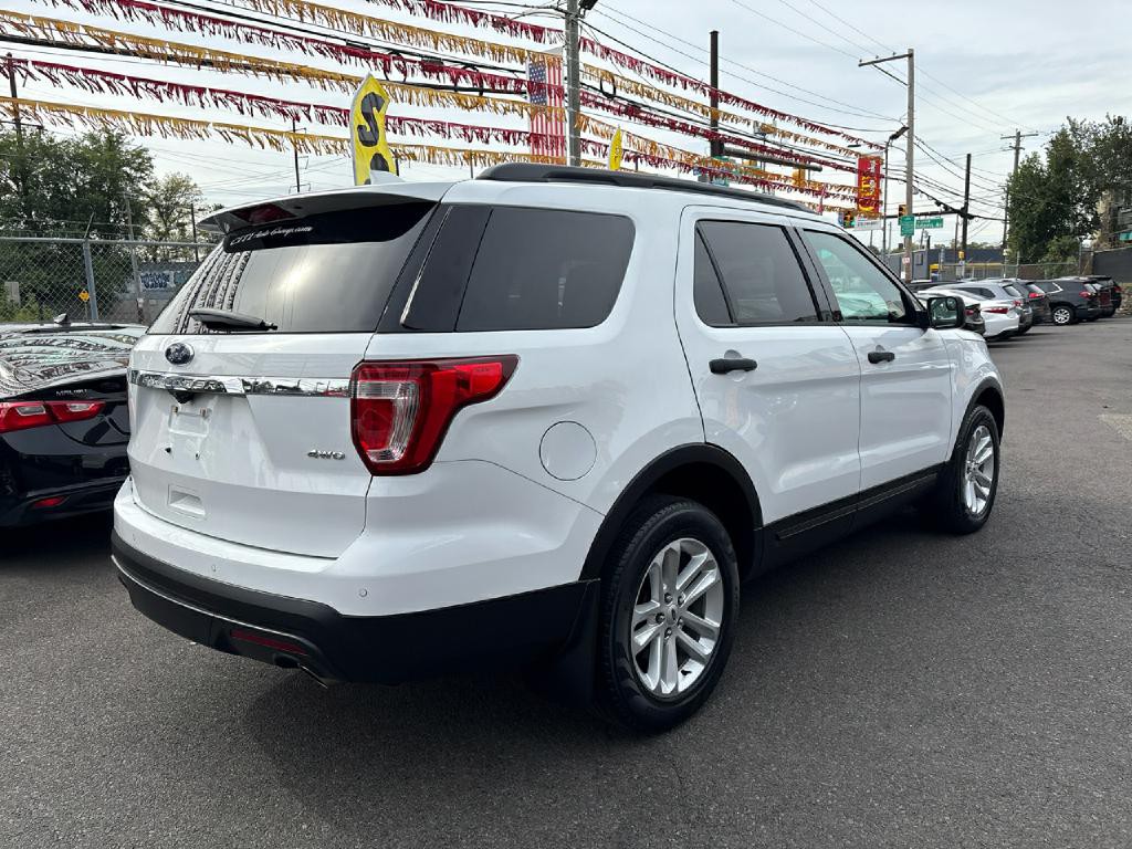 2016 Ford Explorer Image 5