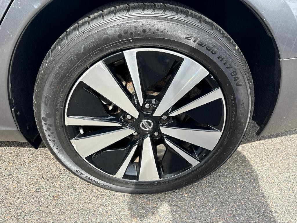 2021 Nissan Altima Image 4