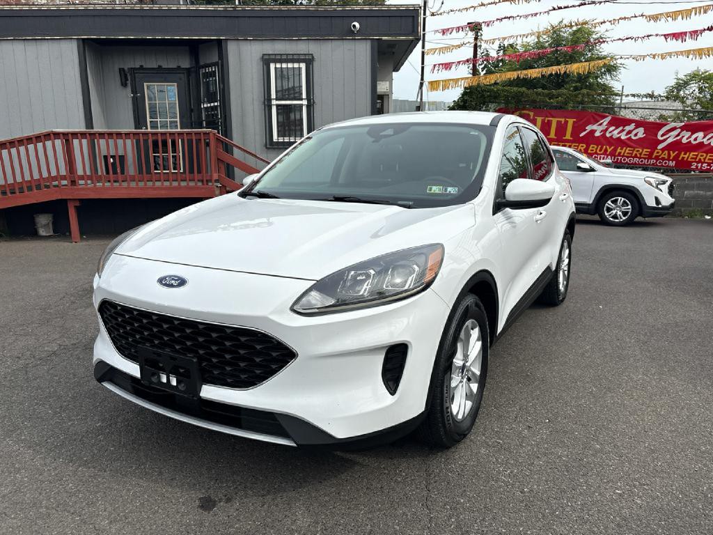 2020 Ford Escape Image 3