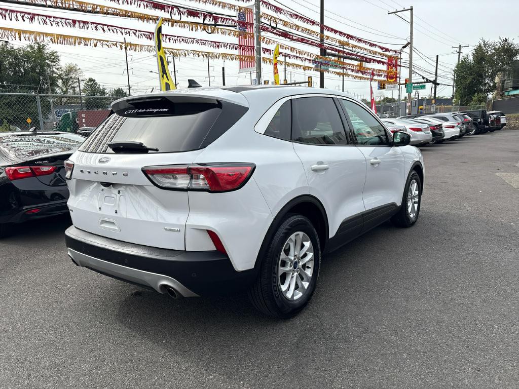2020 Ford Escape Image 6