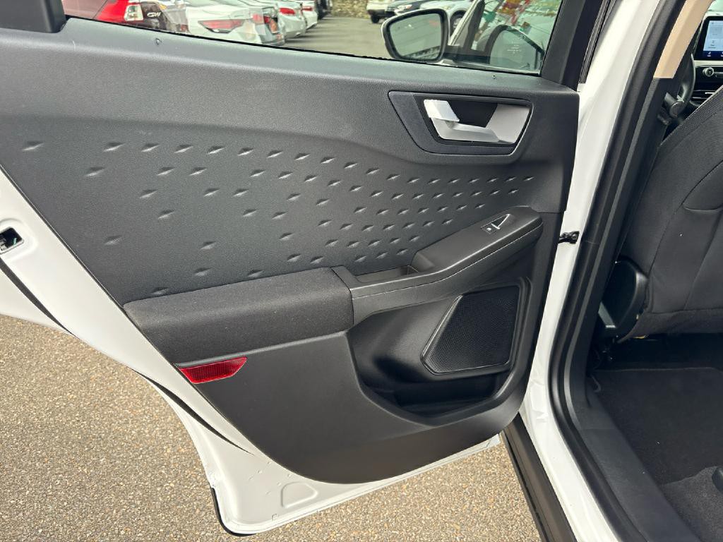 2020 Ford Escape Image 14