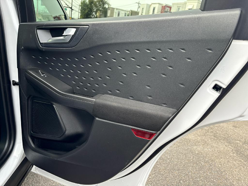 2020 Ford Escape Image 18