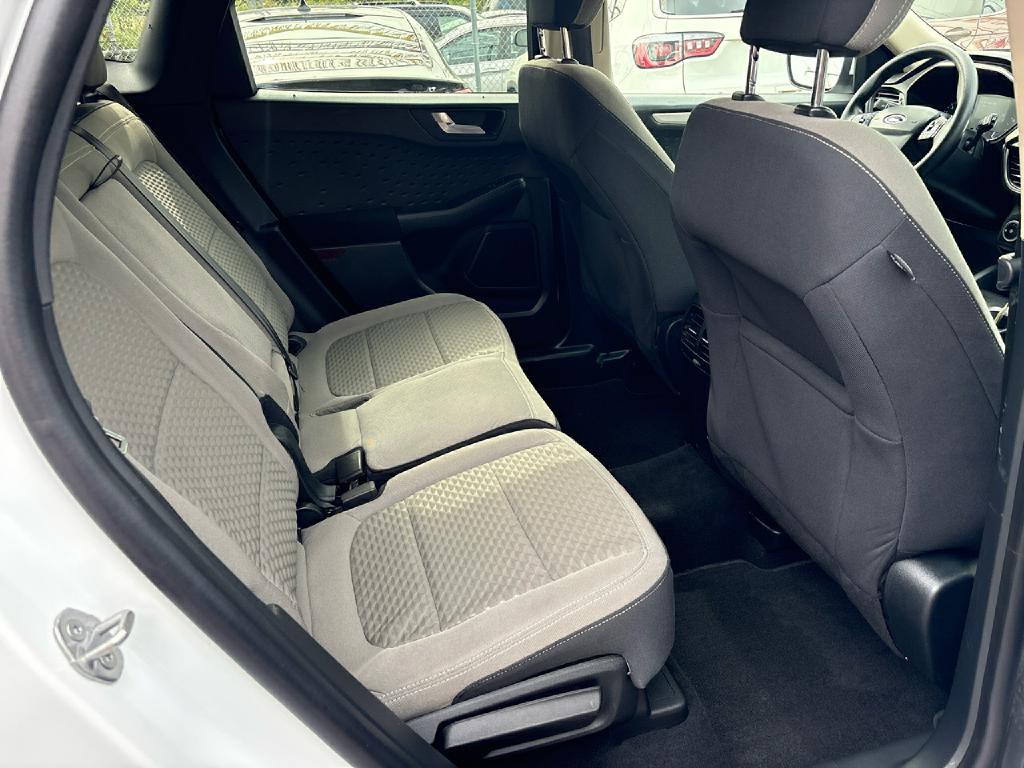 2020 Ford Escape Image 19