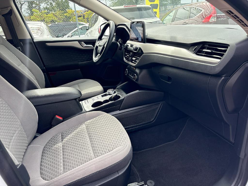 2020 Ford Escape Image 21