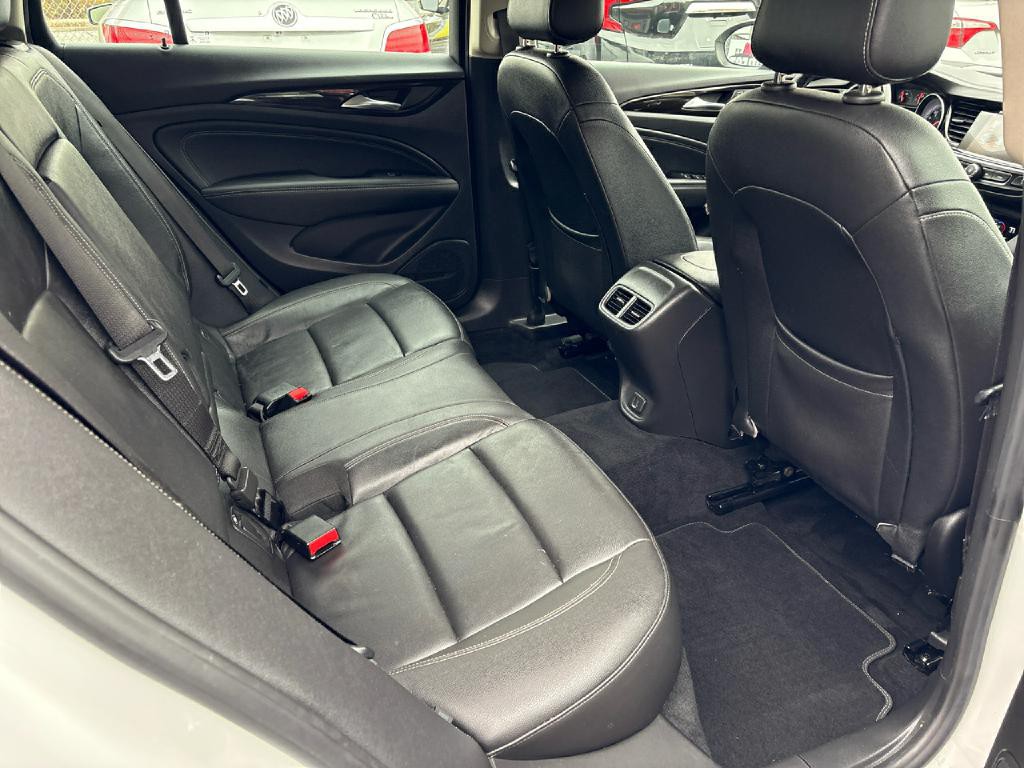 2018 Buick Regal Image 17