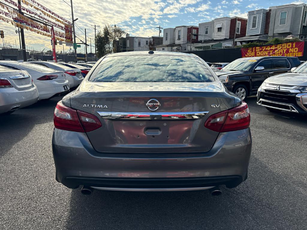 2018 Nissan Altima Image 4