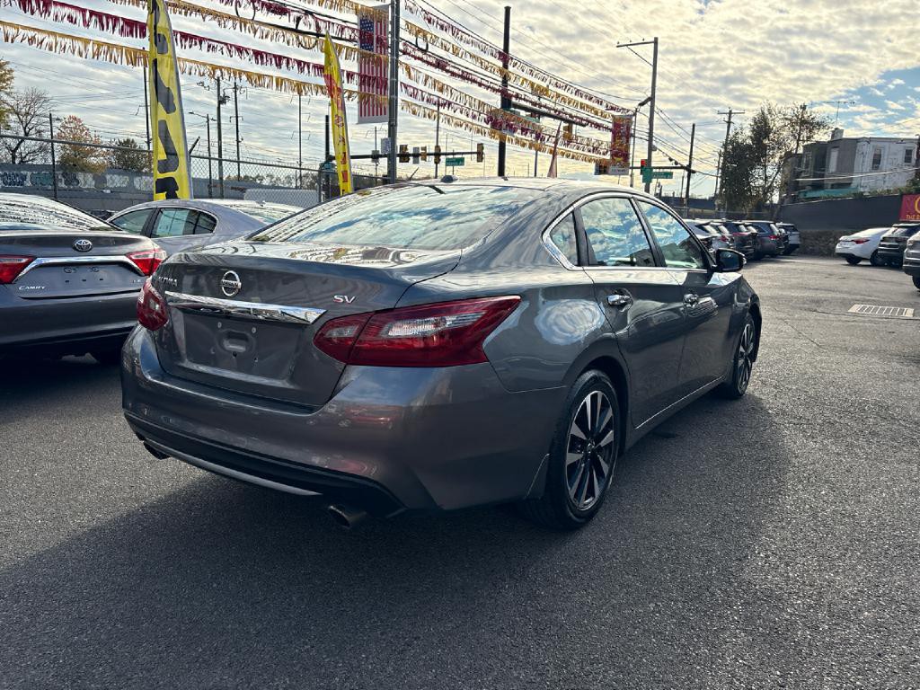 2018 Nissan Altima Image 5