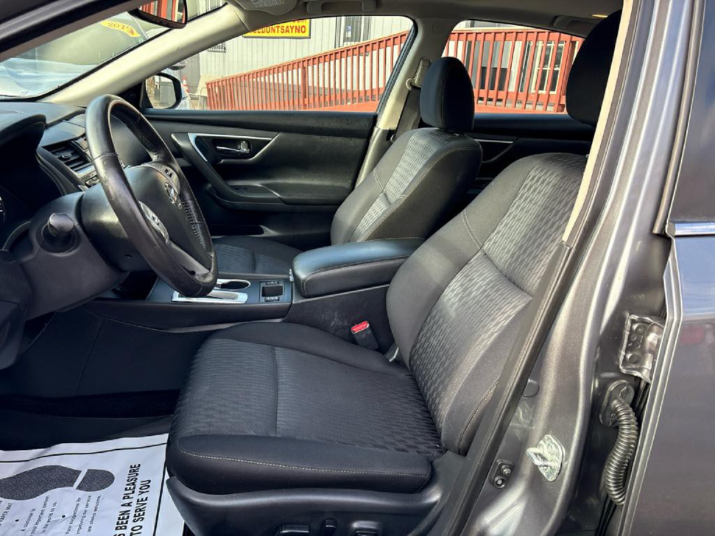 2018 Nissan Altima Image 7