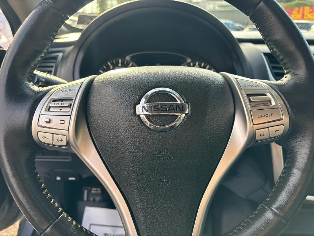 2018 Nissan Altima Image 9