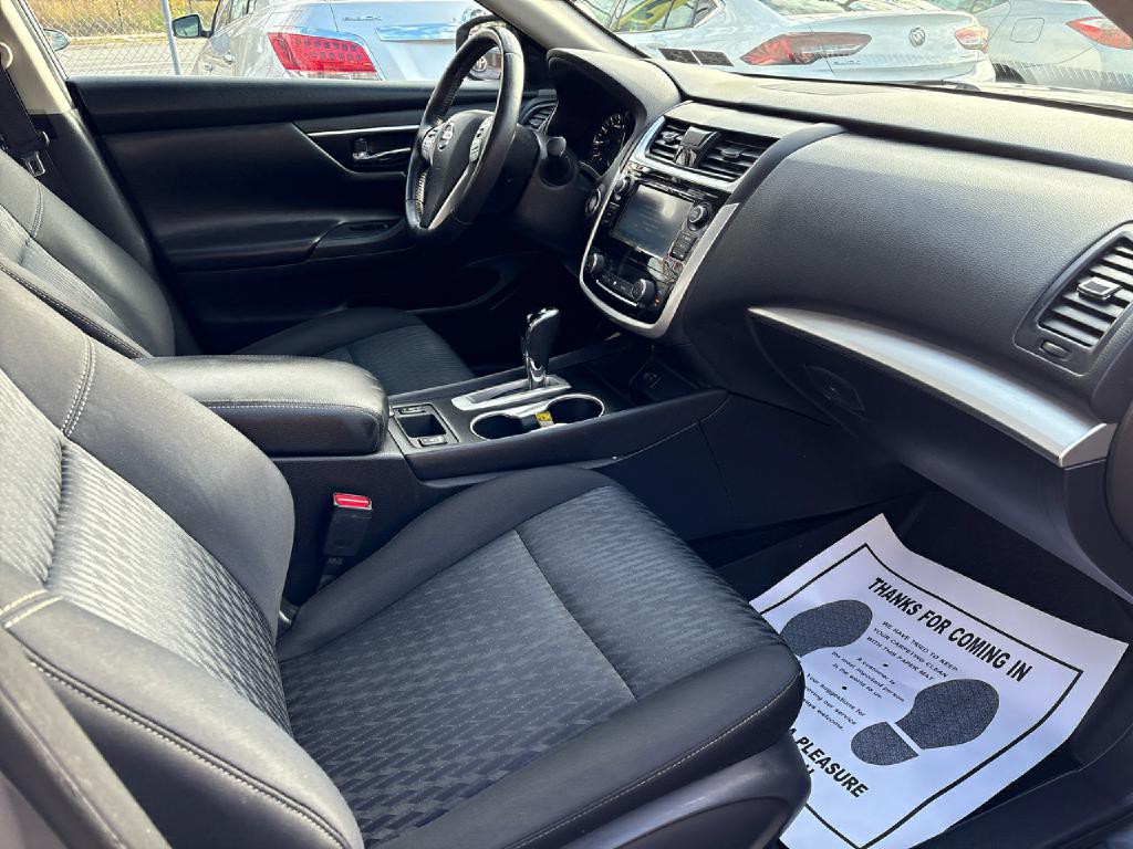 2018 Nissan Altima Image 23