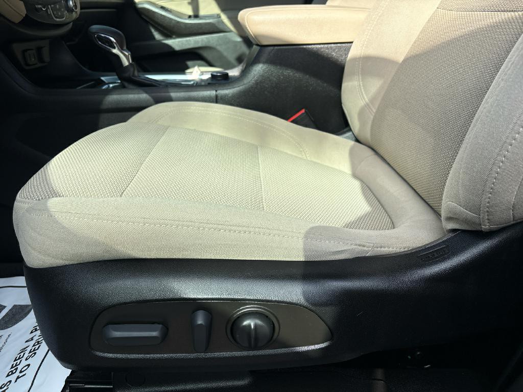 2022 Chevrolet Traverse Image 8