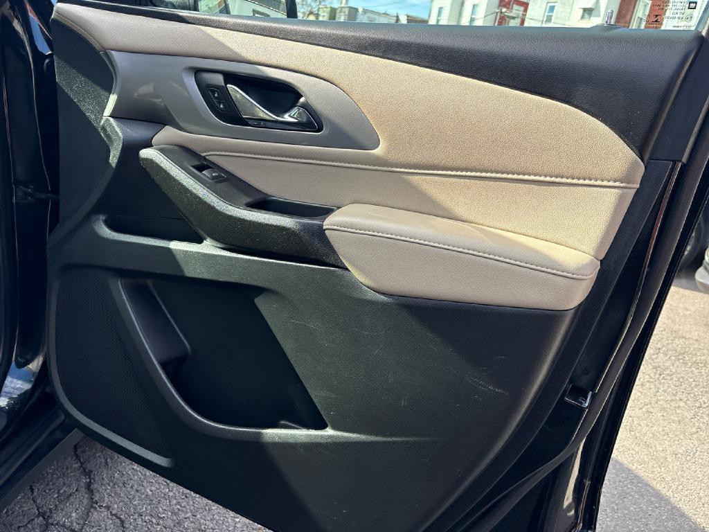 2022 Chevrolet Traverse Image 24