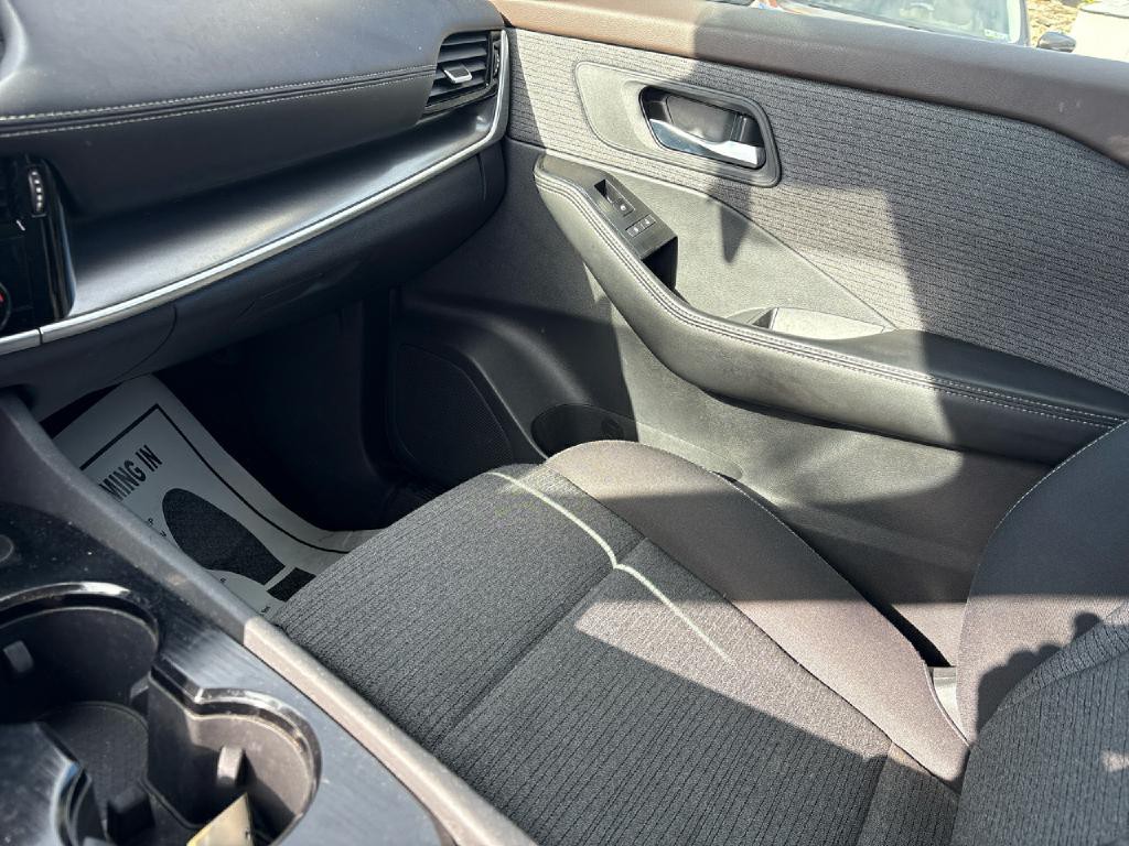 2021 Nissan Rogue Image 11