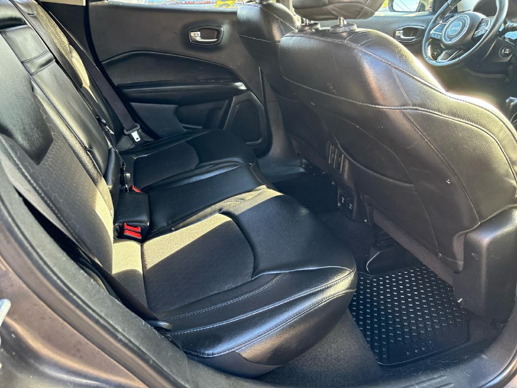 2018 Jeep Compass Image 16