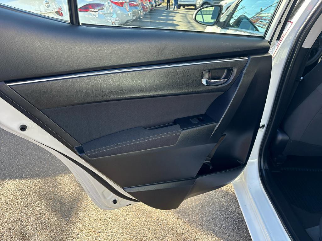 2019 Toyota Corolla Image 12