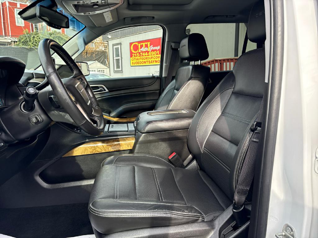 2017 GMC Yukon Image 8