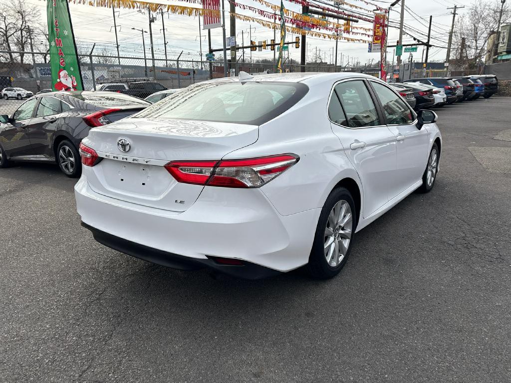 2019 Toyota Camry Image 5
