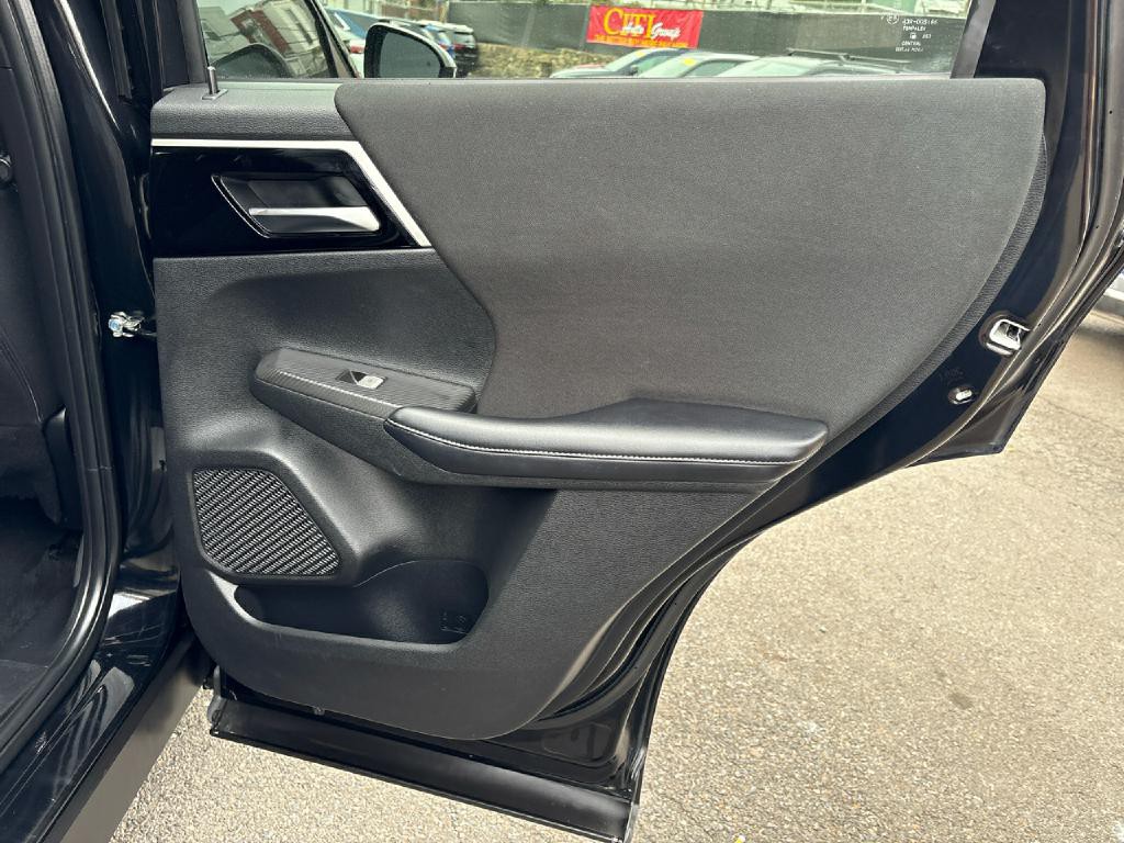 2022 Mitsubishi Outlander Image 15