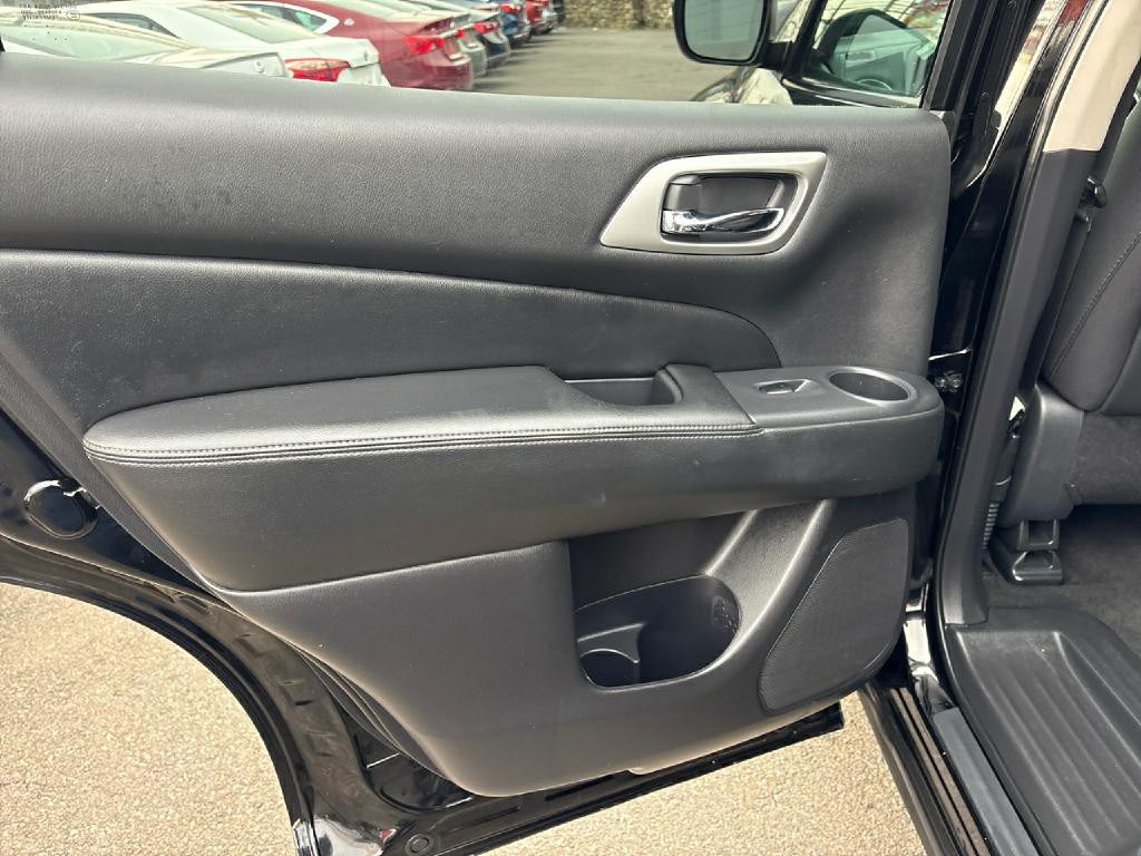 2020 Nissan Pathfinder Image 11