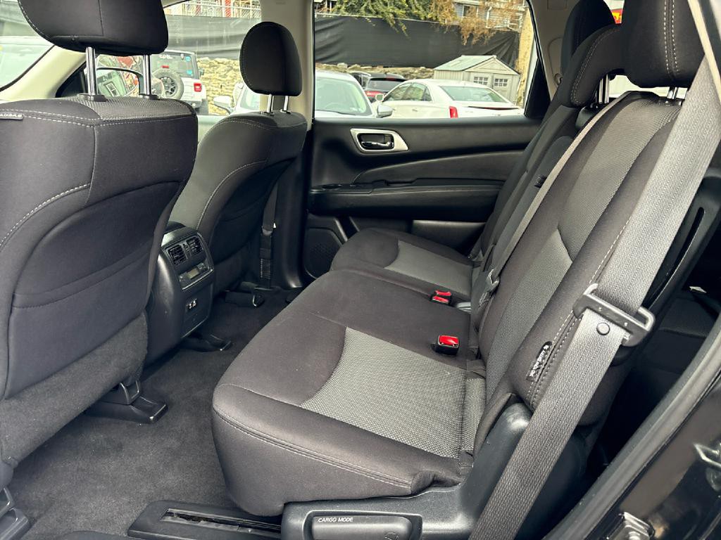 2020 Nissan Pathfinder Image 12