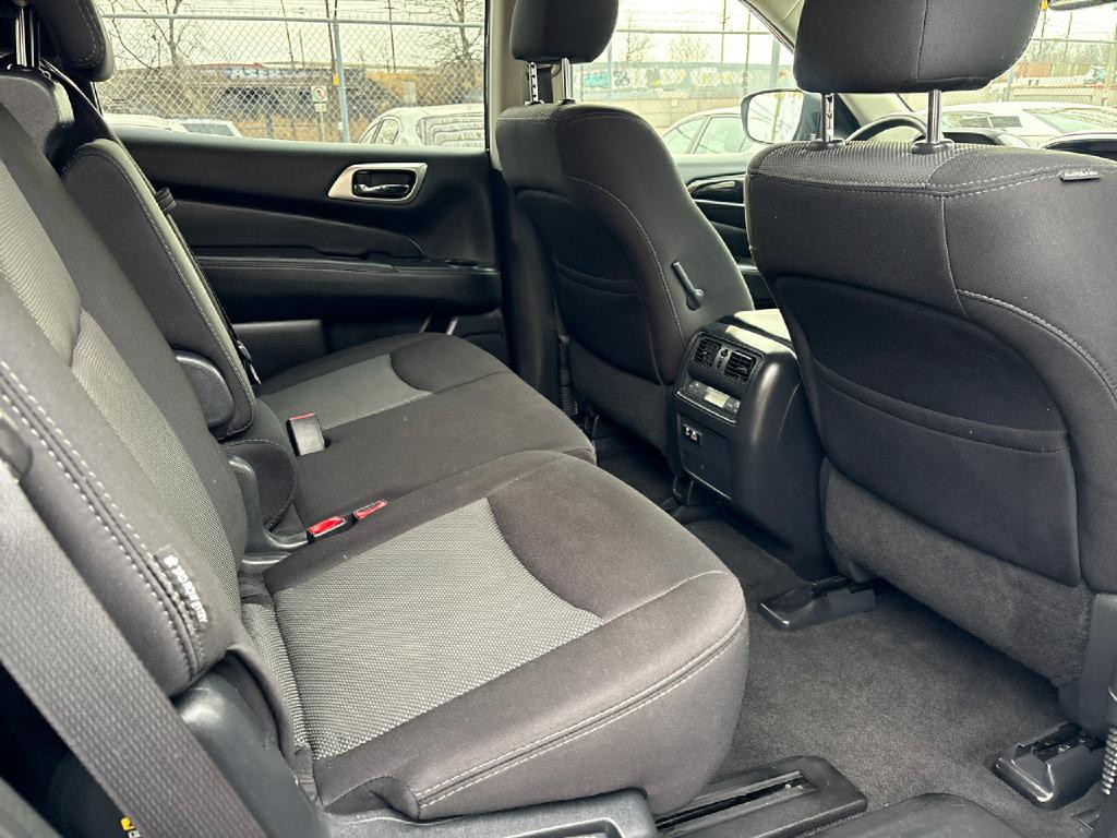 2020 Nissan Pathfinder Image 17