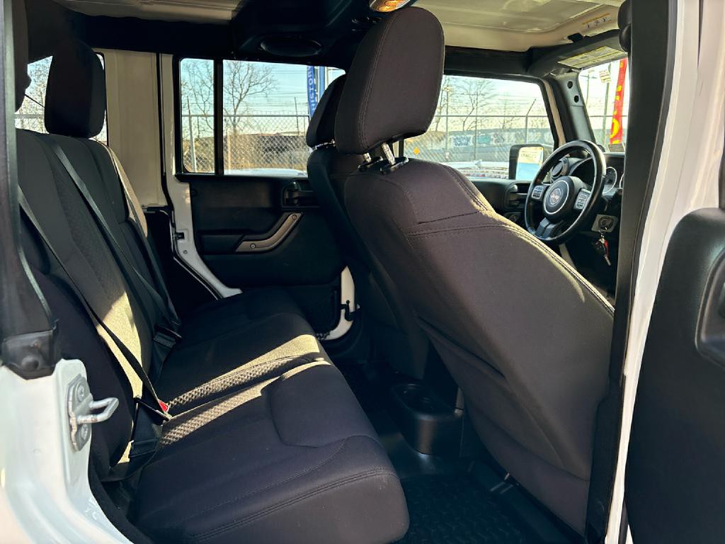 2014 Jeep Wrangler Image 15