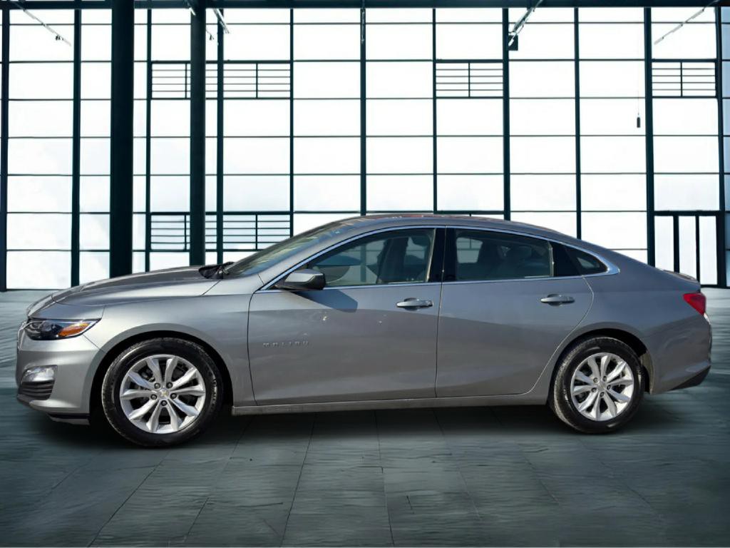2023 Chevrolet Malibu Image 3