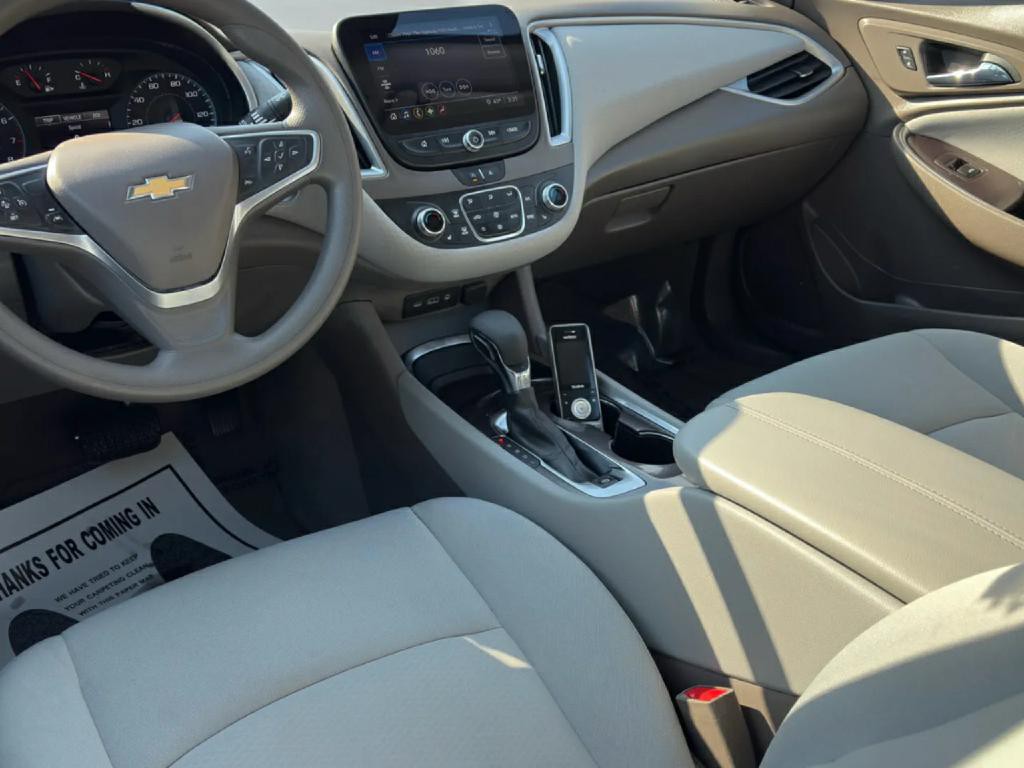 2023 Chevrolet Malibu Image 8
