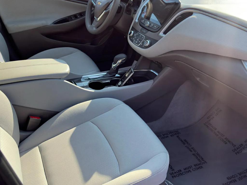 2023 Chevrolet Malibu Image 9