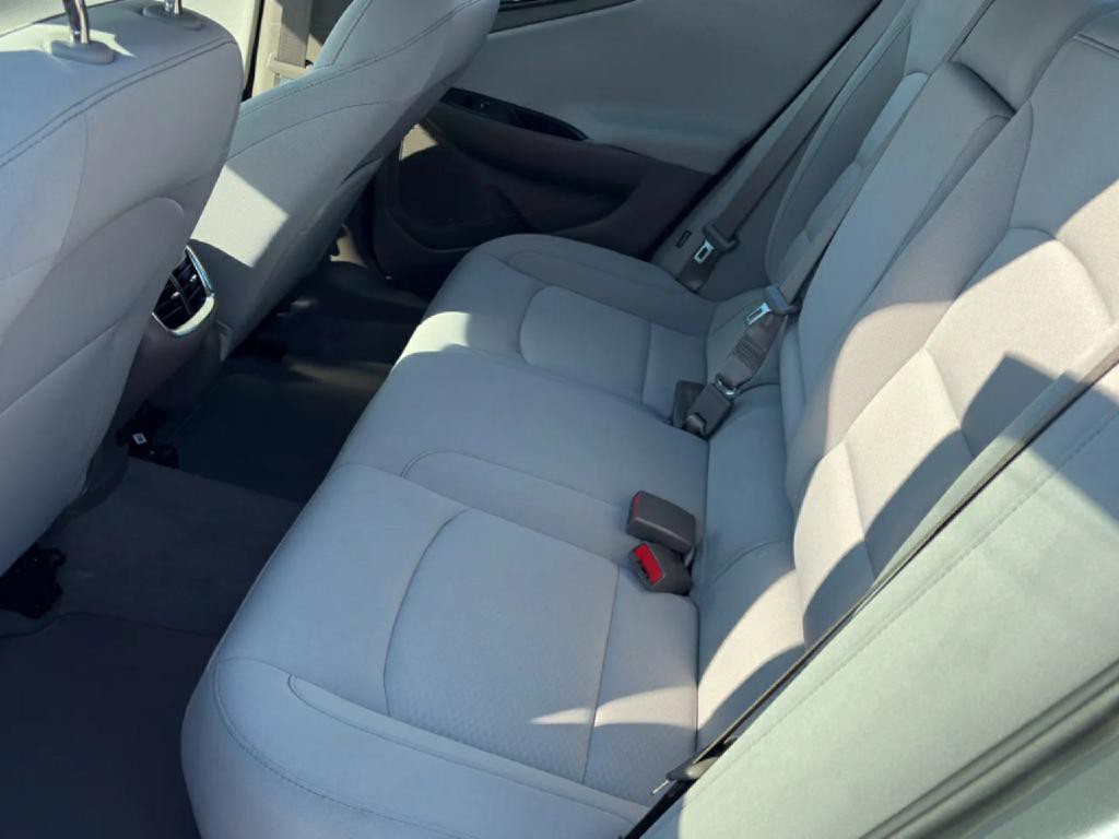 2023 Chevrolet Malibu Image 12