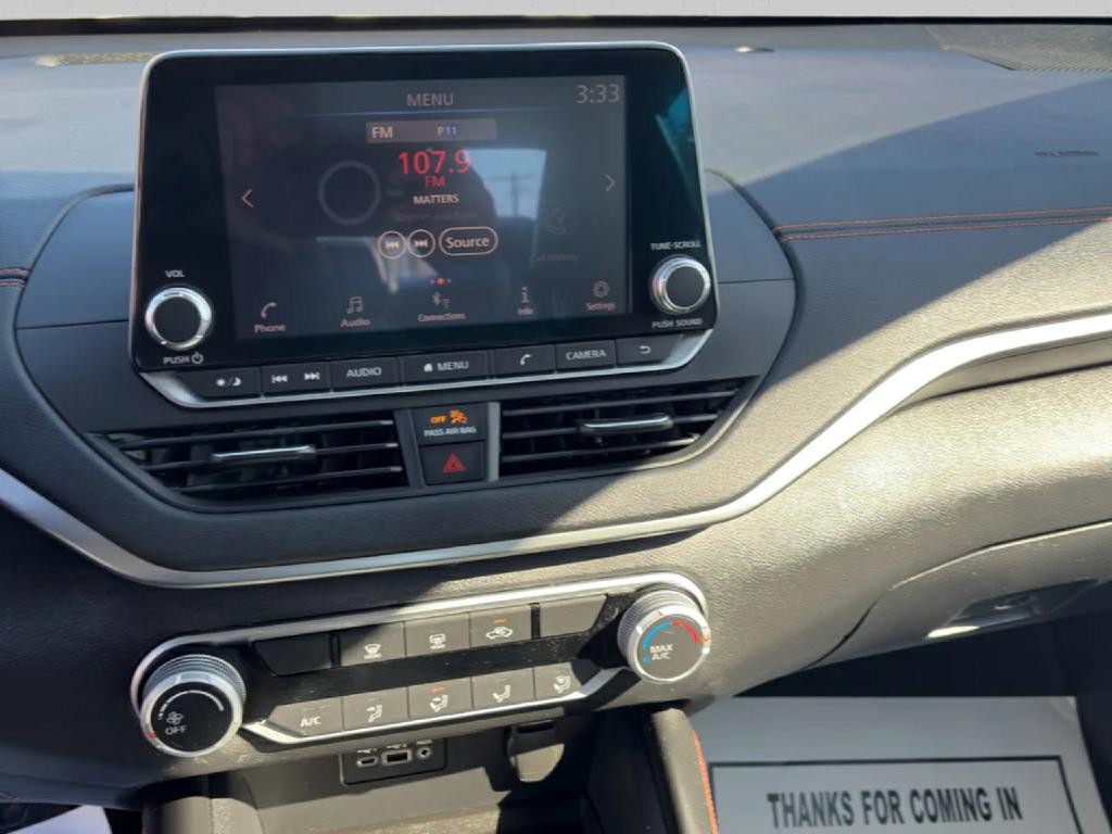 2019 Nissan Altima Image 10