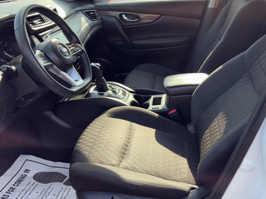 2020 Nissan Rogue Image 6