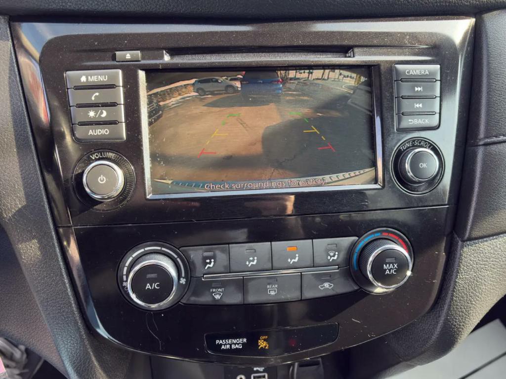 2020 Nissan Rogue Image 10