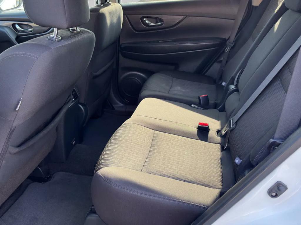 2020 Nissan Rogue Image 11